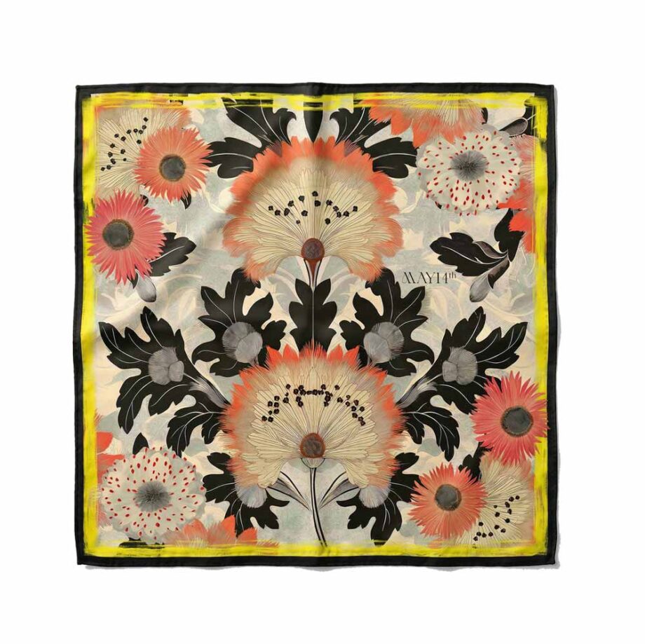 Pañuelo de seda premium Flor de Plumas de May14th confeccionado en Italia